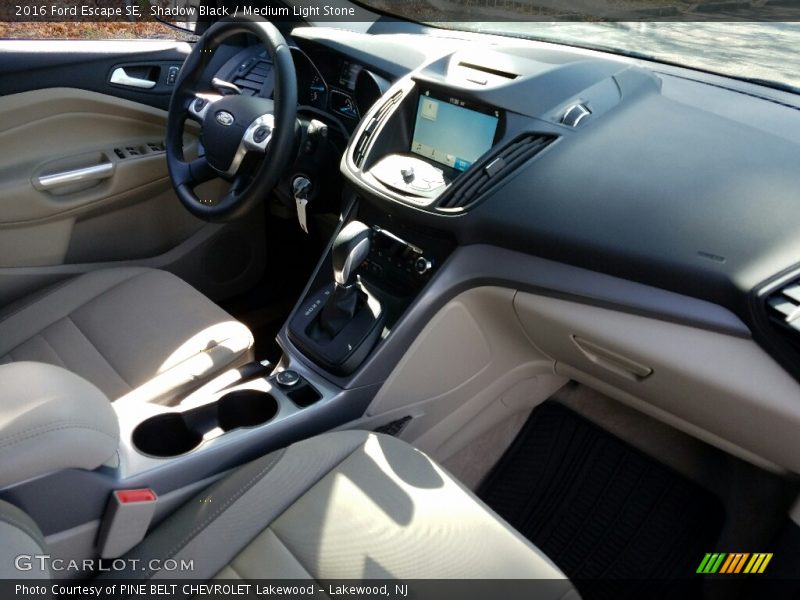 Shadow Black / Medium Light Stone 2016 Ford Escape SE