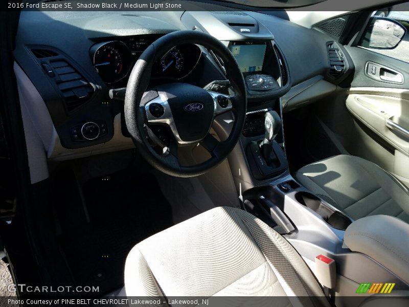 Shadow Black / Medium Light Stone 2016 Ford Escape SE
