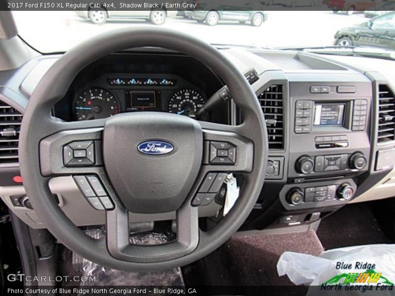 Shadow Black / Earth Gray 2017 Ford F150 XL Regular Cab 4x4