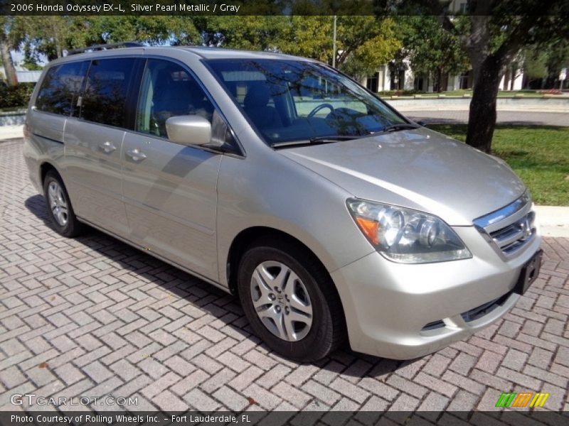 Silver Pearl Metallic / Gray 2006 Honda Odyssey EX-L