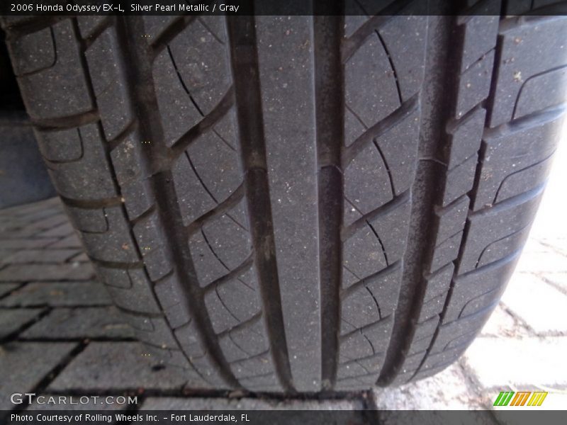 Silver Pearl Metallic / Gray 2006 Honda Odyssey EX-L