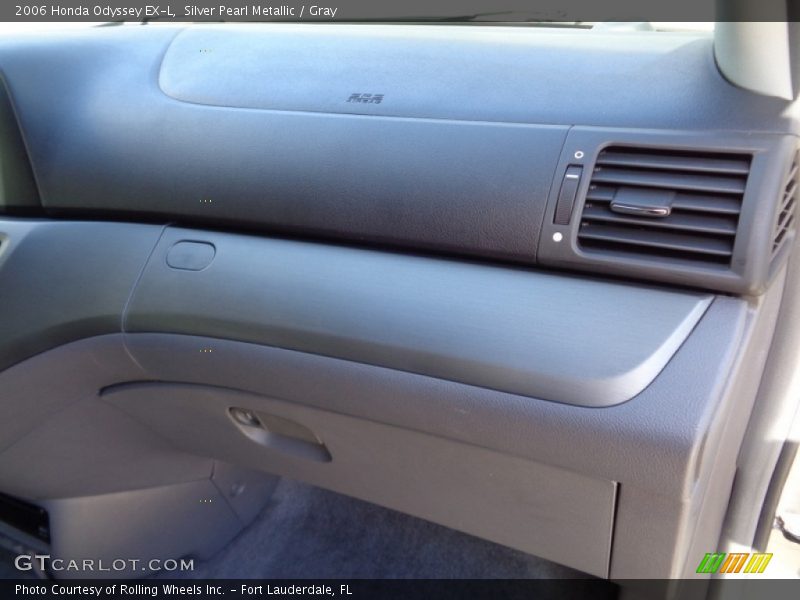 Silver Pearl Metallic / Gray 2006 Honda Odyssey EX-L