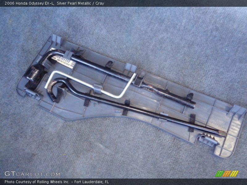 Silver Pearl Metallic / Gray 2006 Honda Odyssey EX-L