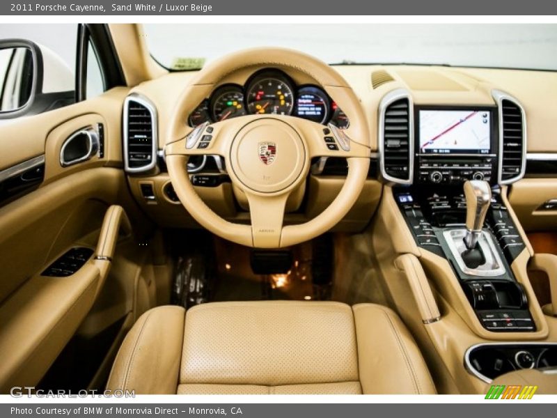 Sand White / Luxor Beige 2011 Porsche Cayenne