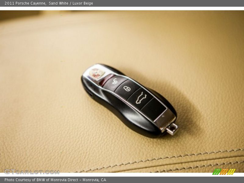 Keys of 2011 Cayenne 