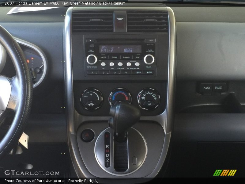 Kiwi Green Metallic / Black/Titanium 2007 Honda Element EX AWD