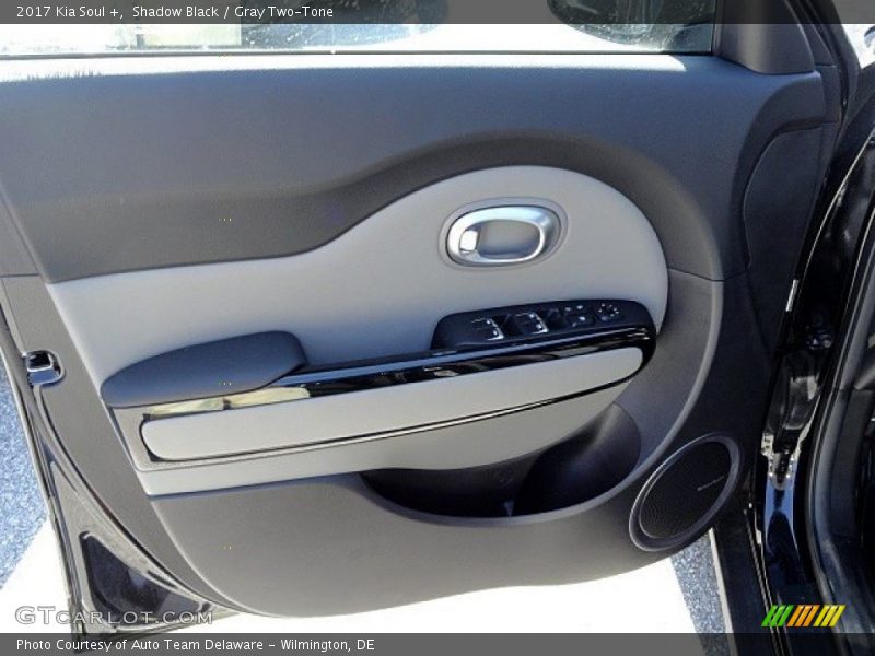 Shadow Black / Gray Two-Tone 2017 Kia Soul +