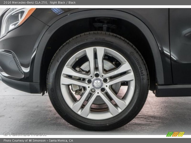 Night Black / Black 2016 Mercedes-Benz GLA 250