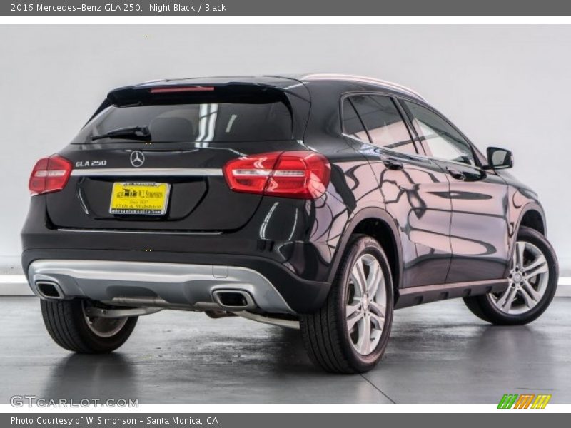Night Black / Black 2016 Mercedes-Benz GLA 250