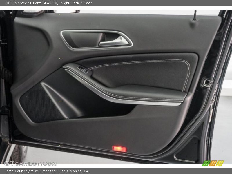 Night Black / Black 2016 Mercedes-Benz GLA 250