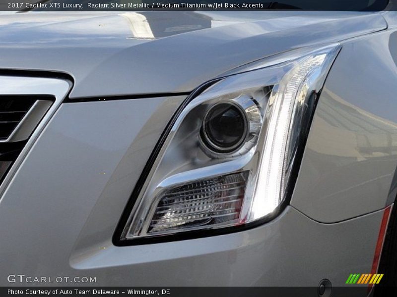 Radiant Silver Metallic / Medium Titanium w/Jet Black Accents 2017 Cadillac XTS Luxury