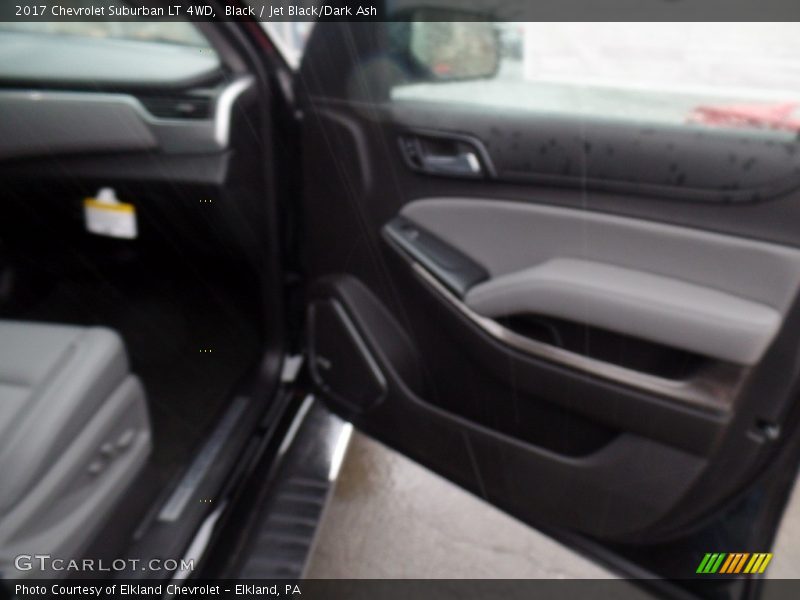 Black / Jet Black/Dark Ash 2017 Chevrolet Suburban LT 4WD