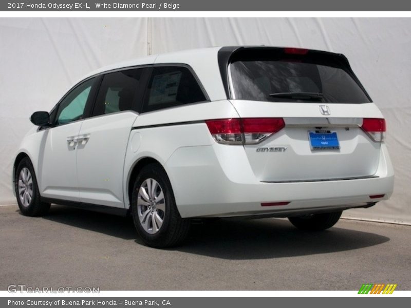 White Diamond Pearl / Beige 2017 Honda Odyssey EX-L