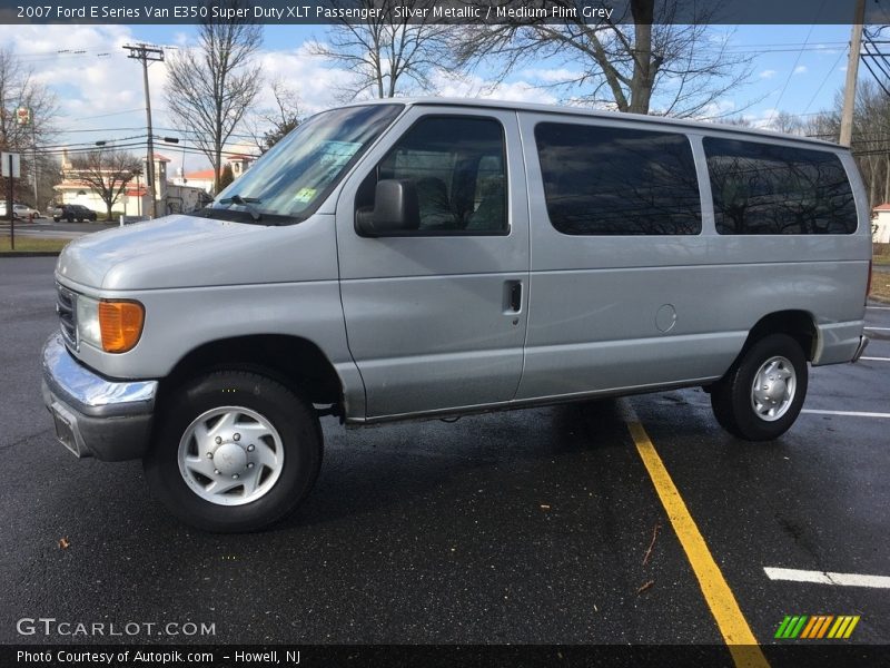 Silver Metallic / Medium Flint Grey 2007 Ford E Series Van E350 Super Duty XLT Passenger