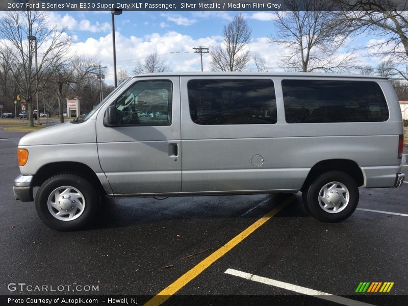 Silver Metallic / Medium Flint Grey 2007 Ford E Series Van E350 Super Duty XLT Passenger