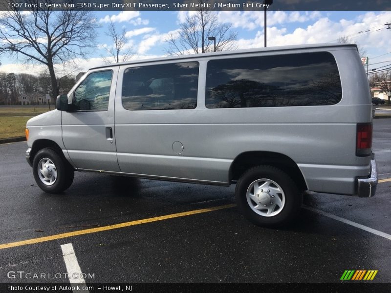 Silver Metallic / Medium Flint Grey 2007 Ford E Series Van E350 Super Duty XLT Passenger