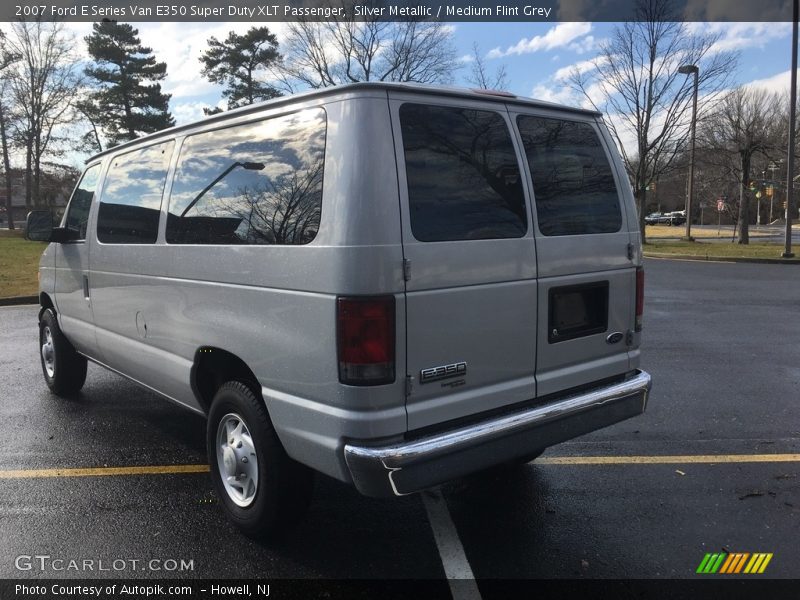 Silver Metallic / Medium Flint Grey 2007 Ford E Series Van E350 Super Duty XLT Passenger