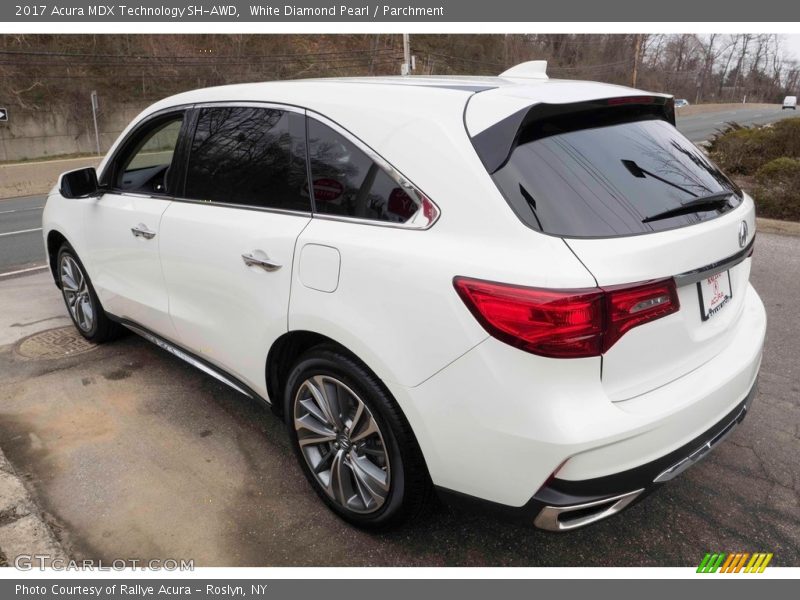 White Diamond Pearl / Parchment 2017 Acura MDX Technology SH-AWD