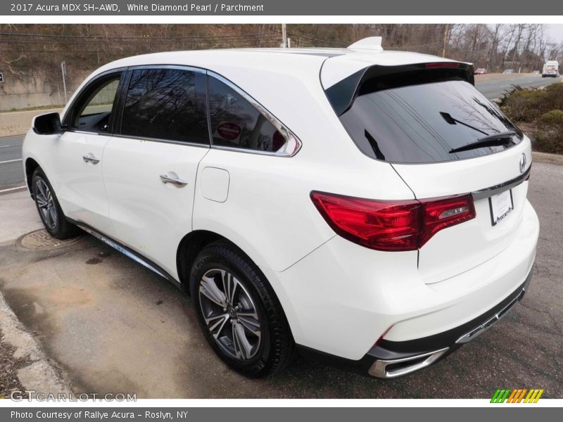 White Diamond Pearl / Parchment 2017 Acura MDX SH-AWD