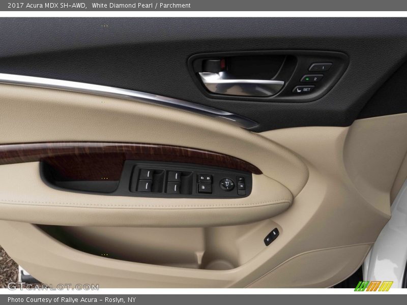 White Diamond Pearl / Parchment 2017 Acura MDX SH-AWD
