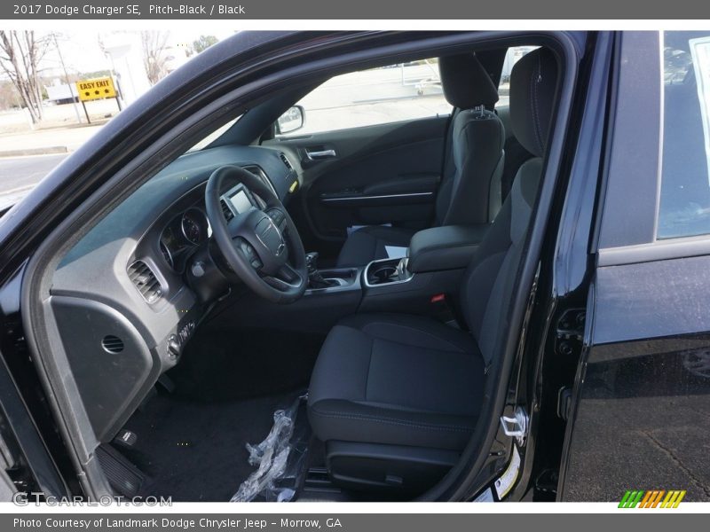 Pitch-Black / Black 2017 Dodge Charger SE