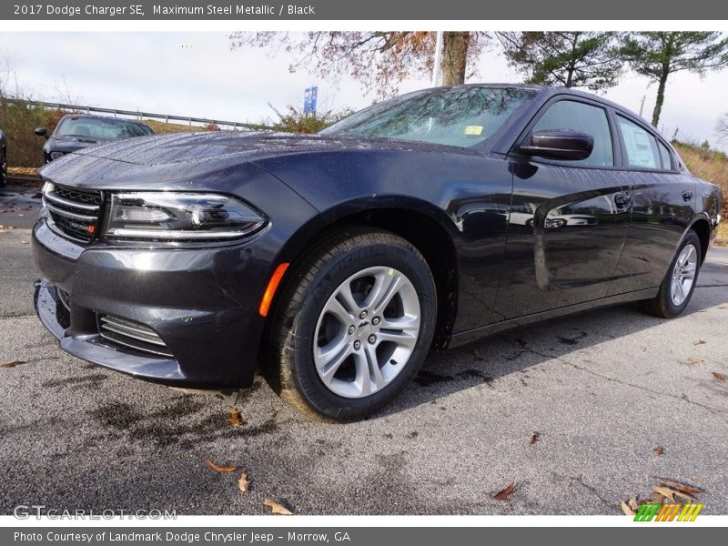 Front 3/4 View of 2017 Charger SE