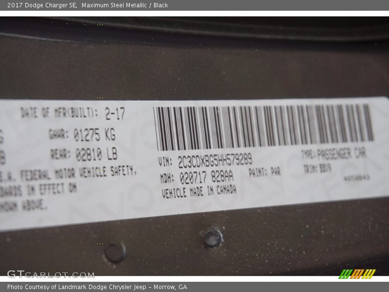 Maximum Steel Metallic / Black 2017 Dodge Charger SE