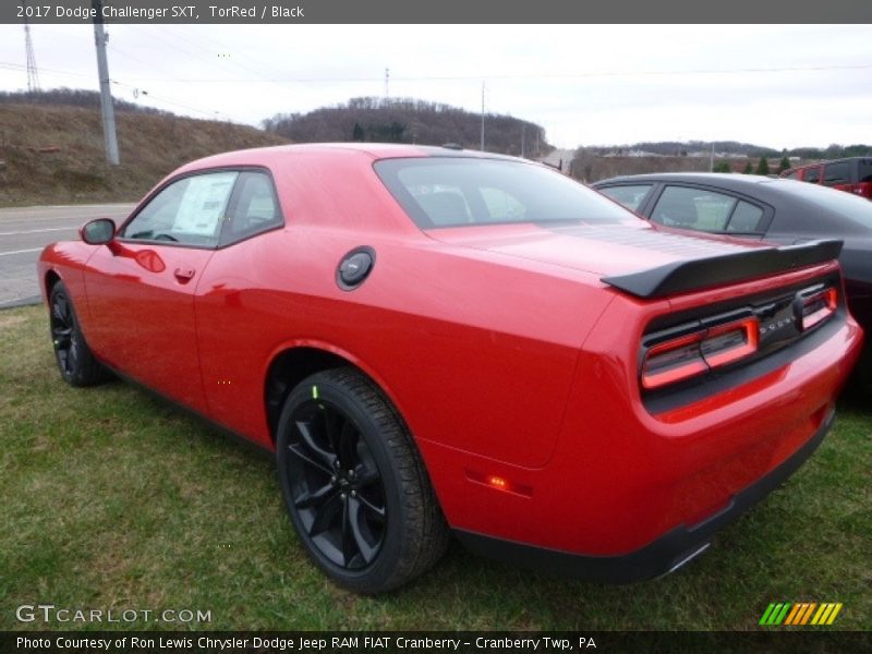 TorRed / Black 2017 Dodge Challenger SXT