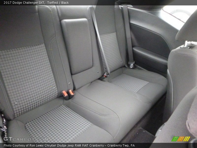 TorRed / Black 2017 Dodge Challenger SXT