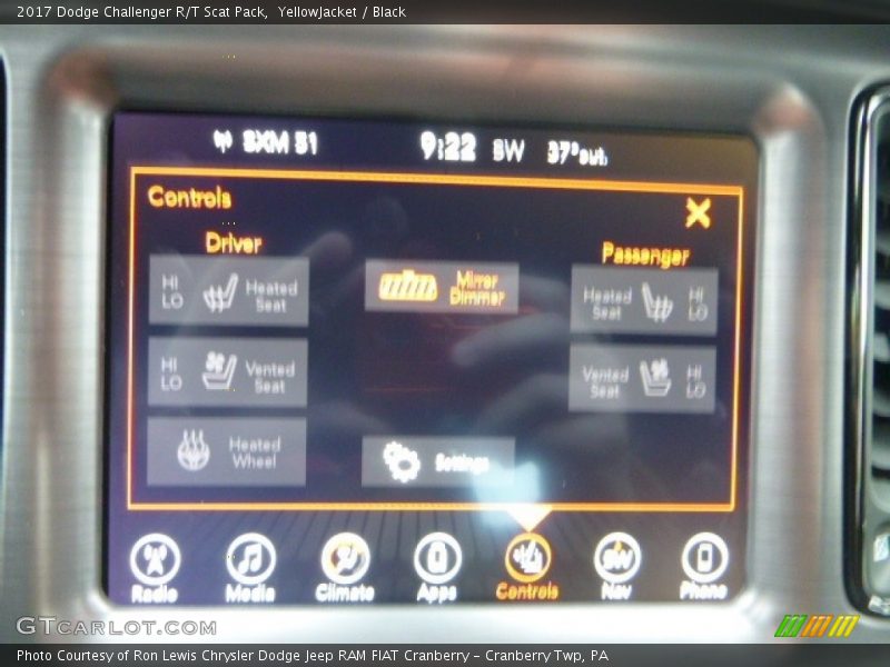 YellowJacket / Black 2017 Dodge Challenger R/T Scat Pack
