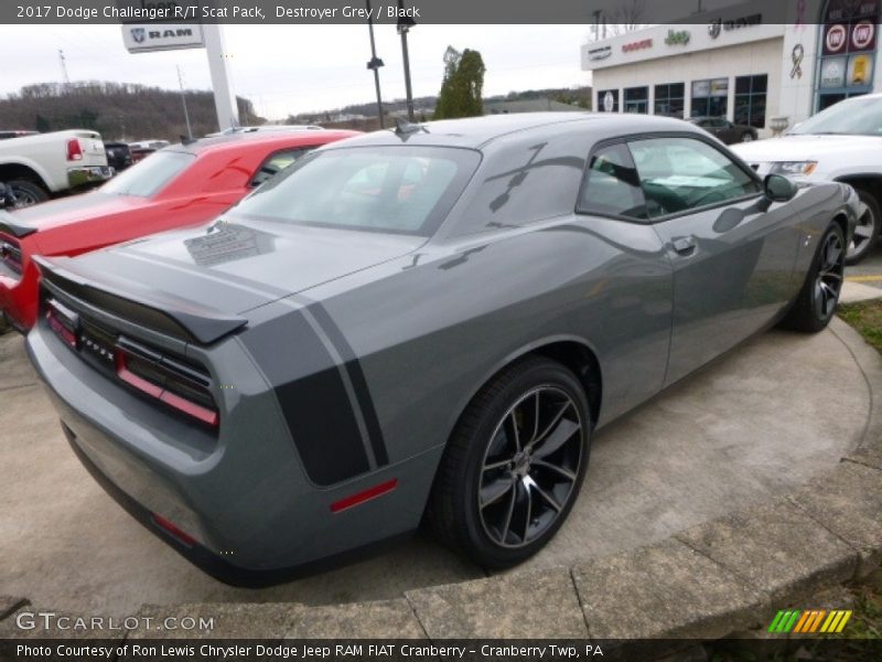 Destroyer Grey / Black 2017 Dodge Challenger R/T Scat Pack