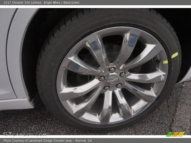 Bright White / Black/Linen 2017 Chrysler 300 Limited