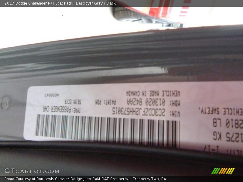 Destroyer Grey / Black 2017 Dodge Challenger R/T Scat Pack