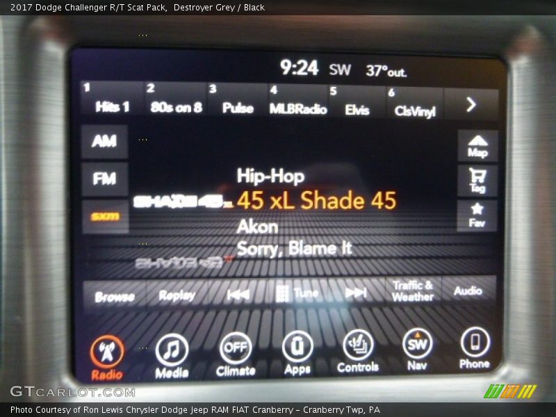 Destroyer Grey / Black 2017 Dodge Challenger R/T Scat Pack