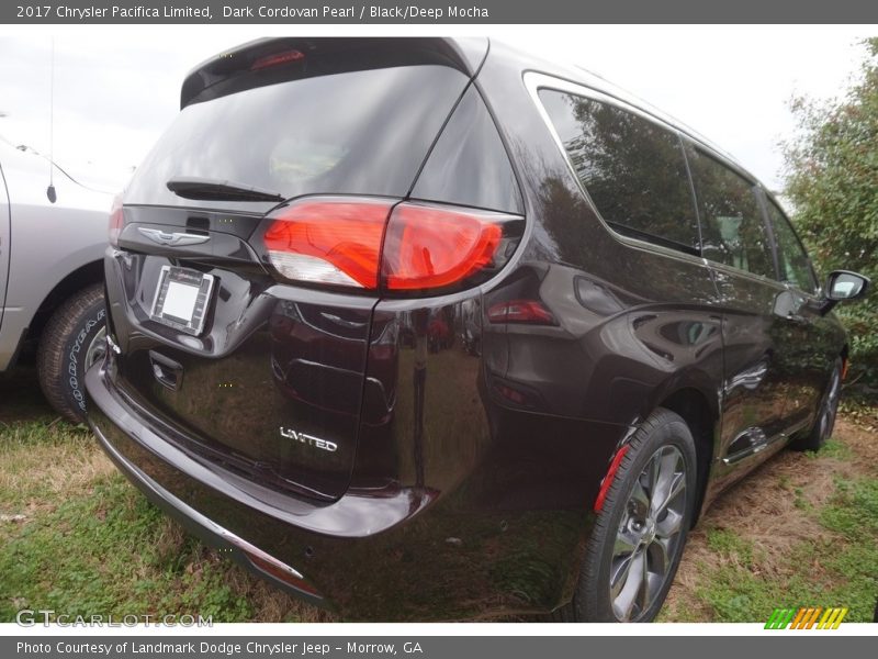 Dark Cordovan Pearl / Black/Deep Mocha 2017 Chrysler Pacifica Limited