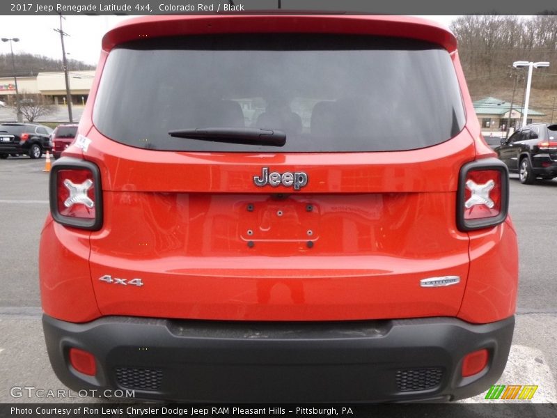Colorado Red / Black 2017 Jeep Renegade Latitude 4x4