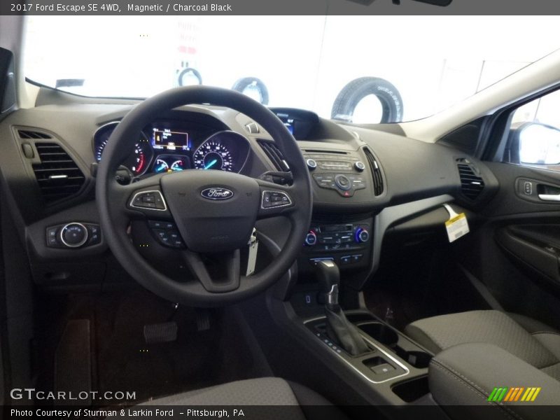 Magnetic / Charcoal Black 2017 Ford Escape SE 4WD