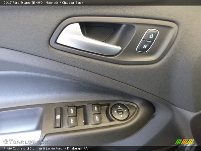 Magnetic / Charcoal Black 2017 Ford Escape SE 4WD