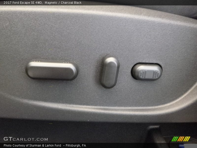 Magnetic / Charcoal Black 2017 Ford Escape SE 4WD