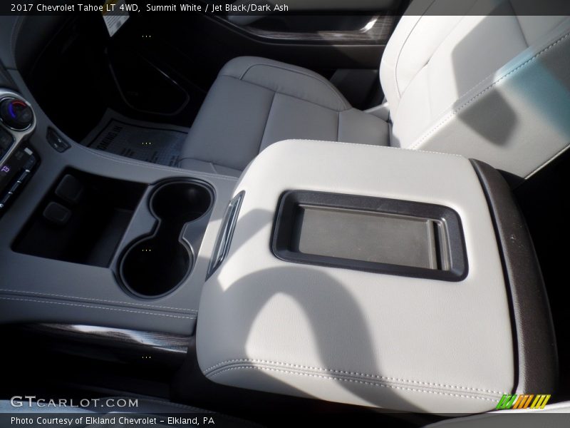 Summit White / Jet Black/Dark Ash 2017 Chevrolet Tahoe LT 4WD