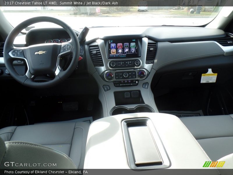 Summit White / Jet Black/Dark Ash 2017 Chevrolet Tahoe LT 4WD