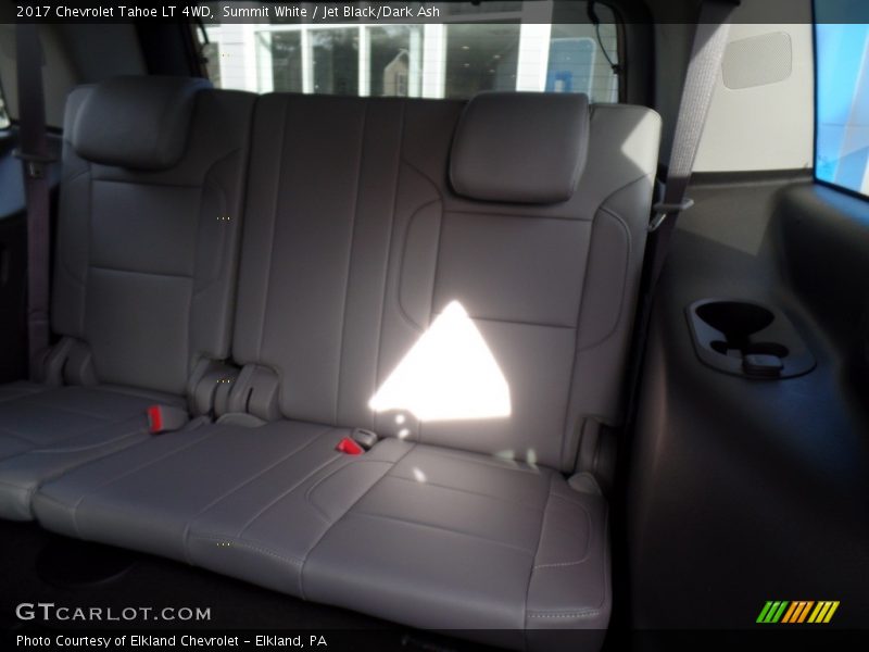Summit White / Jet Black/Dark Ash 2017 Chevrolet Tahoe LT 4WD