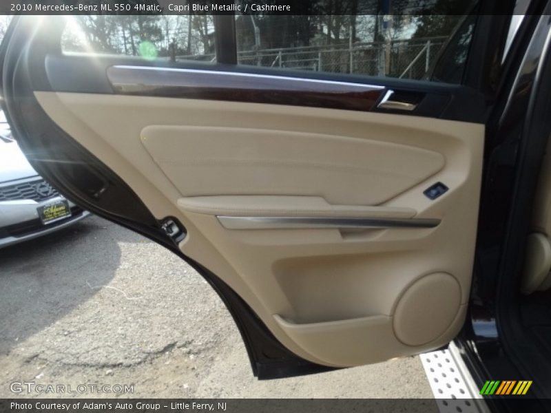 Capri Blue Metallic / Cashmere 2010 Mercedes-Benz ML 550 4Matic