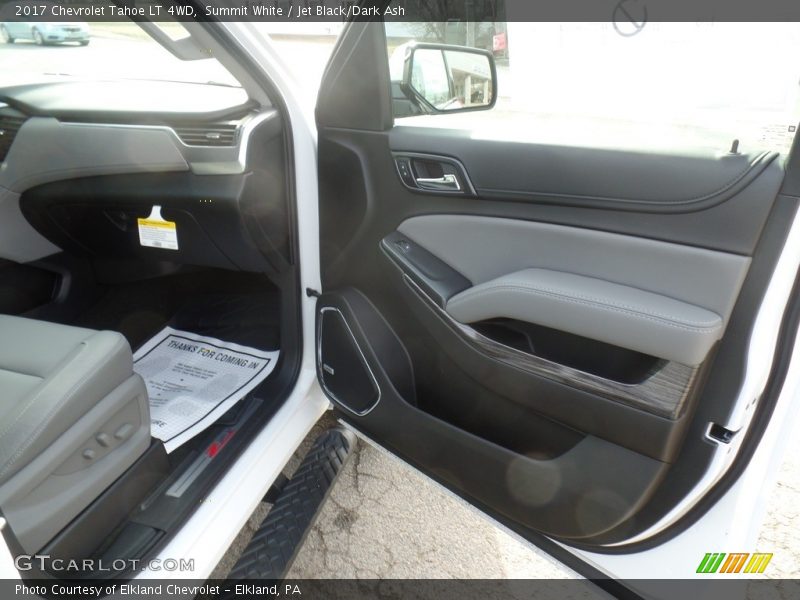 Summit White / Jet Black/Dark Ash 2017 Chevrolet Tahoe LT 4WD
