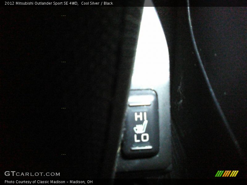 Cool Silver / Black 2012 Mitsubishi Outlander Sport SE 4WD