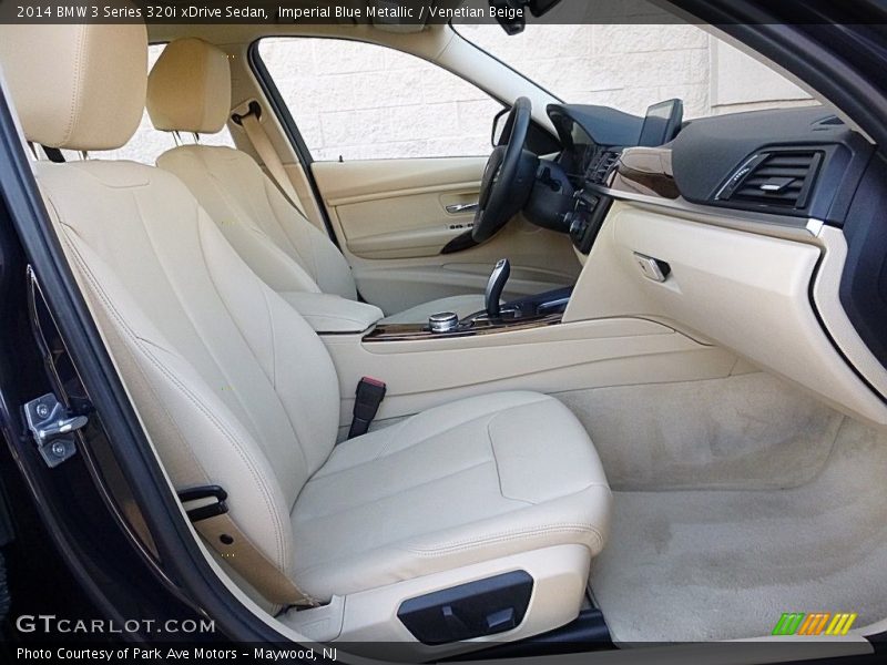 Front Seat of 2014 3 Series 320i xDrive Sedan