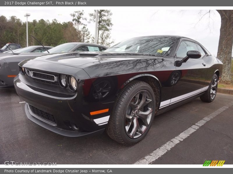 Pitch Black / Black 2017 Dodge Challenger SXT