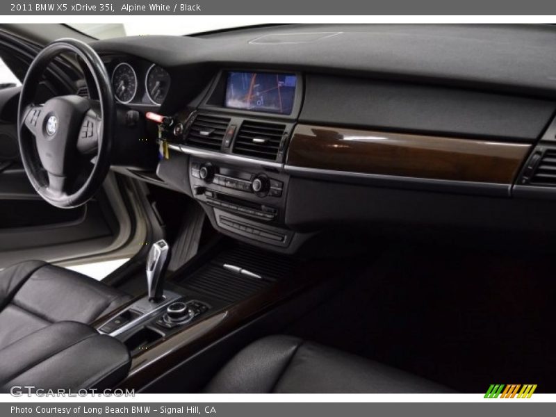 Alpine White / Black 2011 BMW X5 xDrive 35i