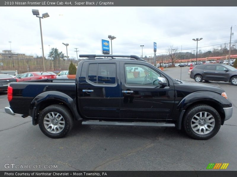Super Black / Graphite 2010 Nissan Frontier LE Crew Cab 4x4