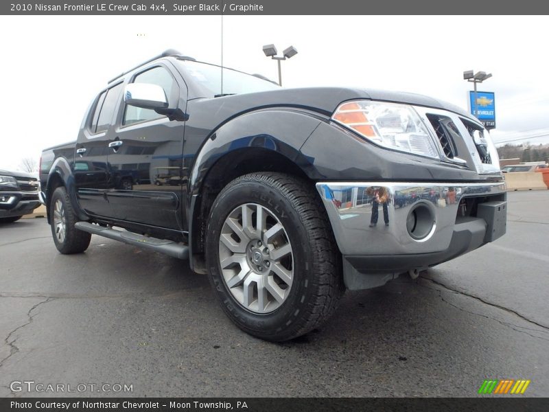 Super Black / Graphite 2010 Nissan Frontier LE Crew Cab 4x4